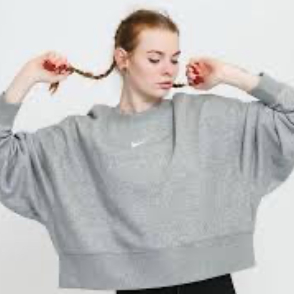 Nike Women's Gray Sweatshirt - Picture 1 of 15